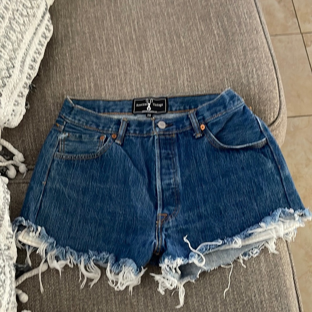Womens high wasted levis. Size 29